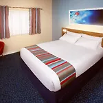 호텔 Travelodge M6 Northbound Burton-in-Kendal