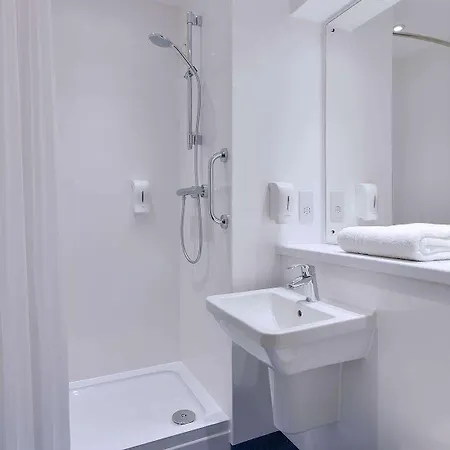 Travelodge M6 Northbound Hotel 3*